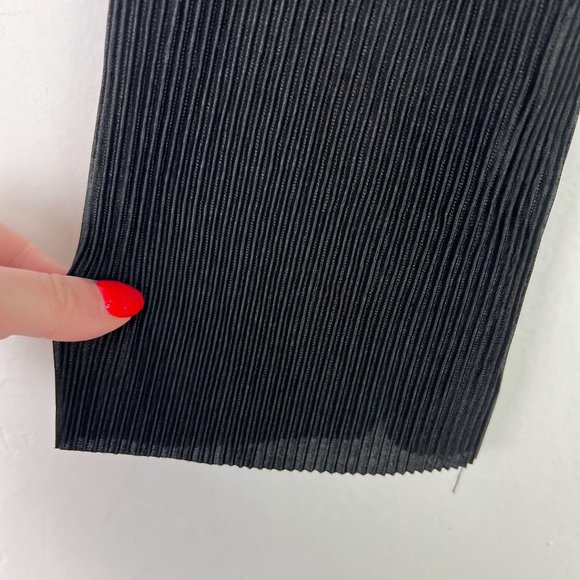 NWOT Ro & De Plisse Pleated Long Sleeve Buttondown Shirt Black Size Small S NEW - Picture 11 of 11